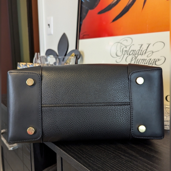 Low staet - Michael Kors - Black Small Tote with Crossbody Strap - EUC - Picture 10 of 10